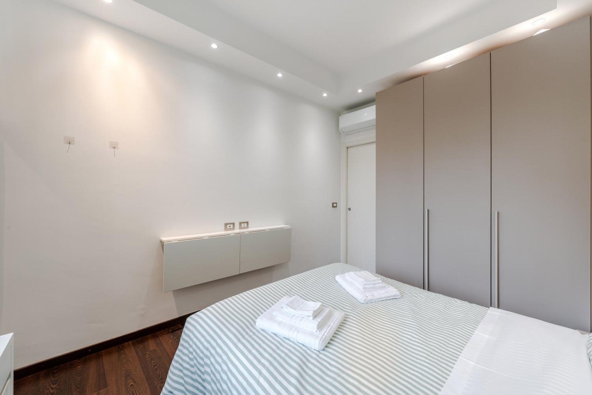 Casa Peschiera By Rentbeat Apartment